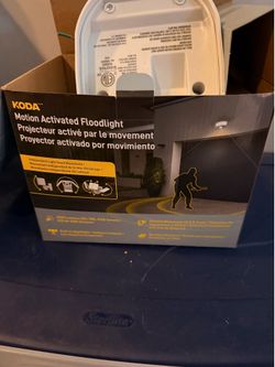 Koda motion activated flood light