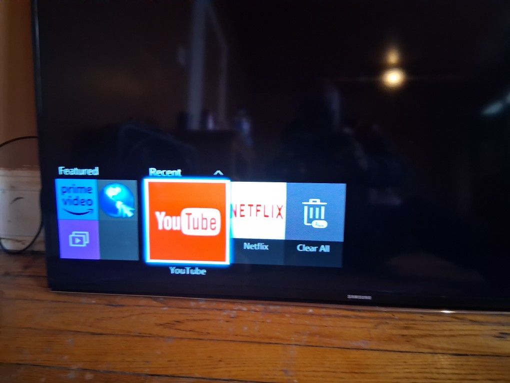 40 Inch Sumsung Smart TV With Remote