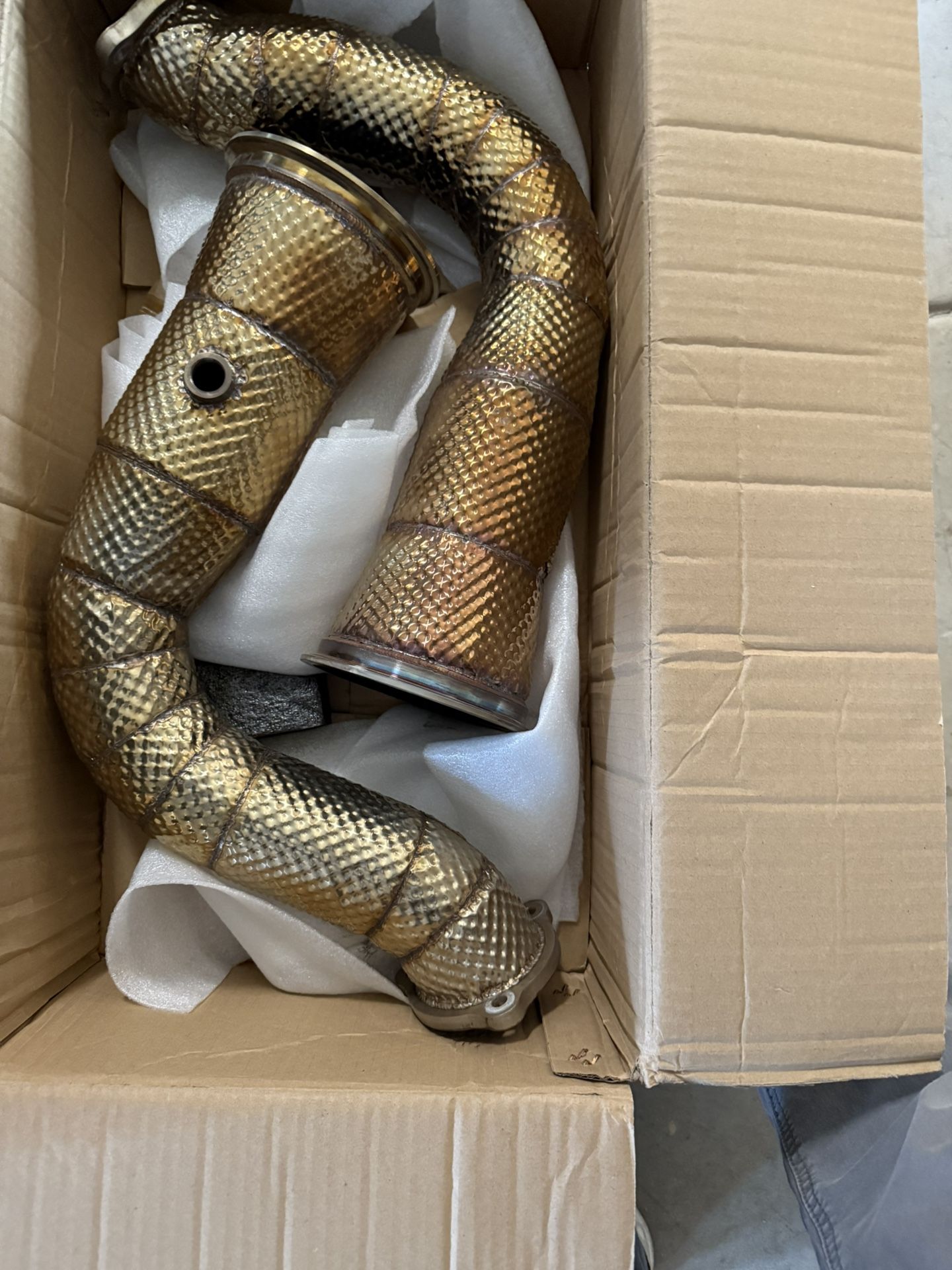 Audis SQ8/RSQ8/ Lamborghini Urus Catless Downpipes