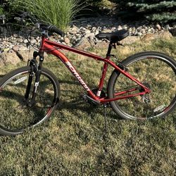 New Schwinn GTX3 Bicycle - 21 Speed