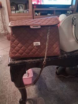 Quilted Crossbody Bag with Chain Strap