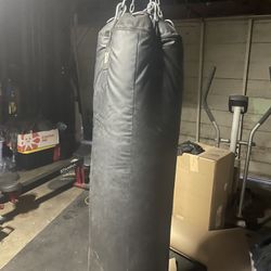 Fury Heavy Punching Bag In Good Conditionon 