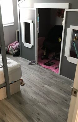 Twin loft bed
