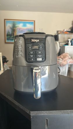 Ninja air fryer in its original box