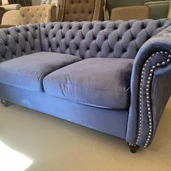 Chesterfeild Loveseat 