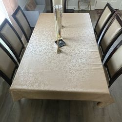 Dinning Table 