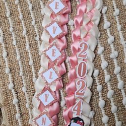 2025 Graduation Leis 