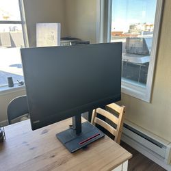 27INCH MONITOR SCREEN WITH BUILT IN CAMERA
