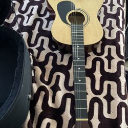 Acoustic  Guitar W/Case