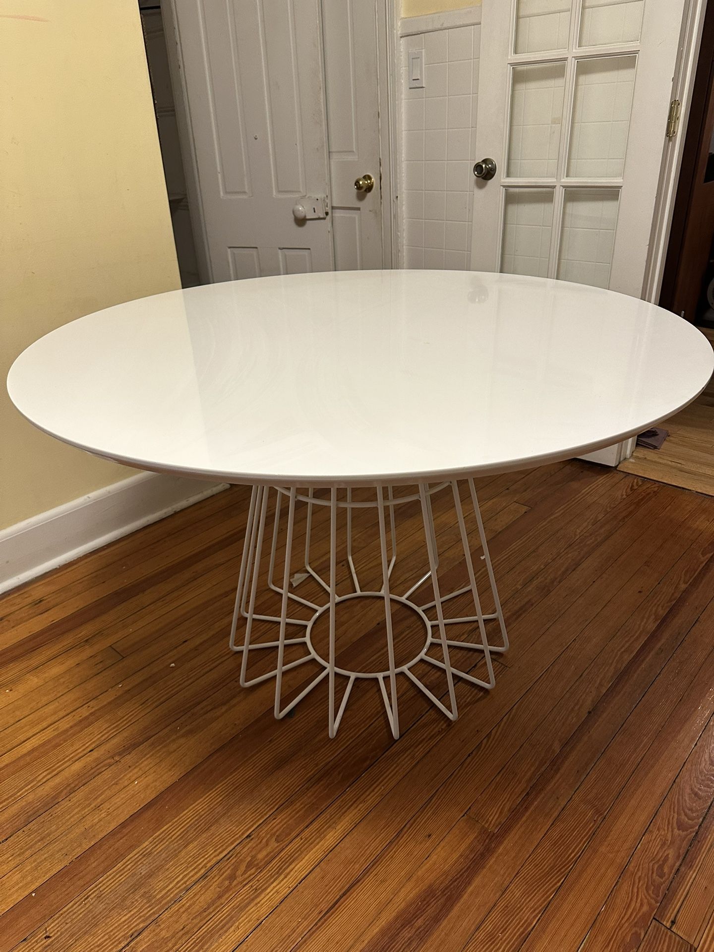 Cb2- Compass Table 