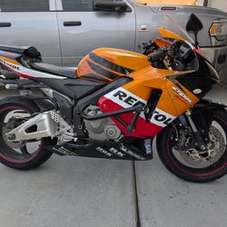 2005 Honda Repsol Replica