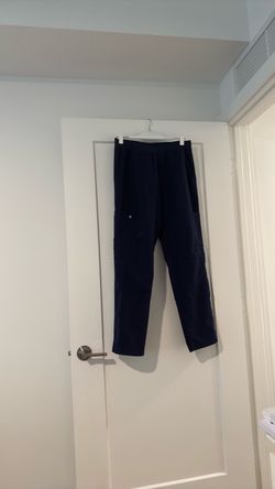 Medium FIGS Navy  Men scrub pants