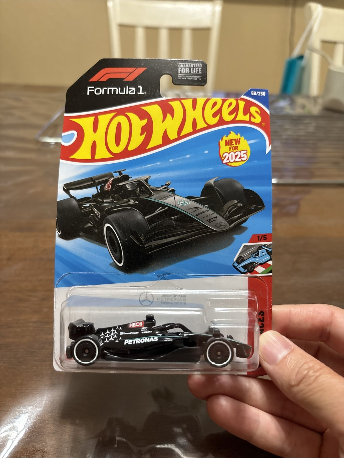 Hot Wheels - New For 2025 Series Car - MERCEDES-AMG PETRONAS FORMULA 1 CAR