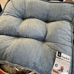 Dog Bed 