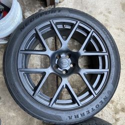 2 Waffles & 2 Demon Wheels