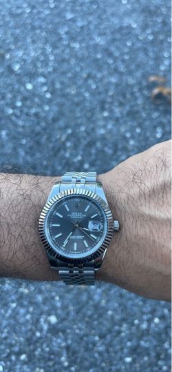 Gray sub watch