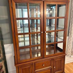 Hutch/China Cabinet for sale 