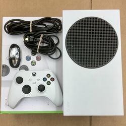 Microsoft Xbox S 512GB SSD Console System Game Gamer Wifi Bluetooth Wireless Controllers Joysticks Multiplayer Network Puzzle Fighting Adventure