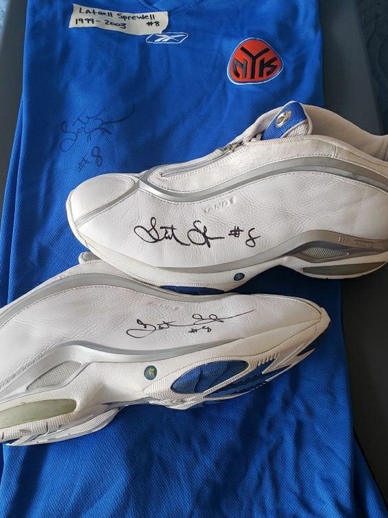 Latrell Sprewell signed shoes