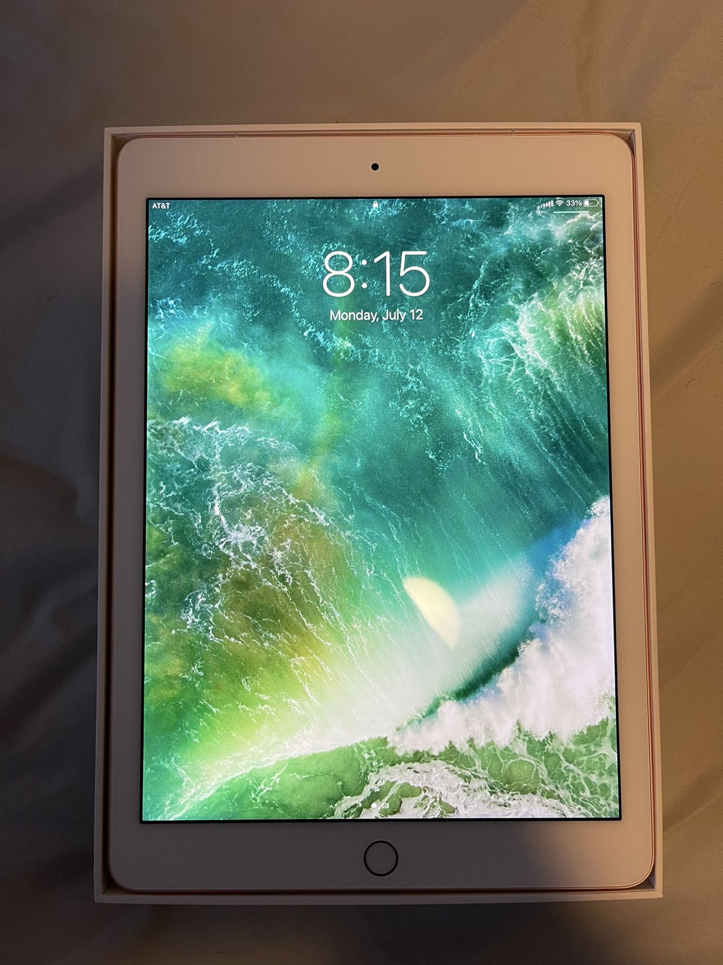 Apple iPad Pro 1st Gen. 256GB, Wi-Fi + 4G (Unlocked), 9.7 in - Rose Gold