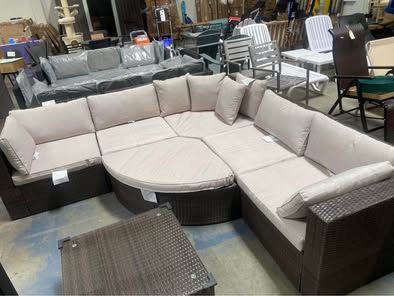New Assembled 7-Piece Outdoor Wicker Sofa Set w/ Beige Cushions & Pillows Outdoor Patio Daybed Set