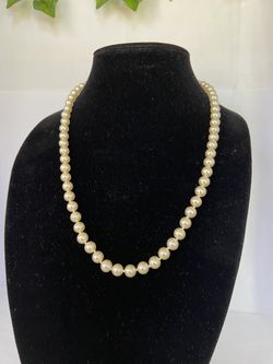 Classy Vintage Pearls 