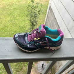 Brooks Ghost 8 running athletic shoe - Women's