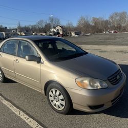 2004 Toyota Corrolla Le 
