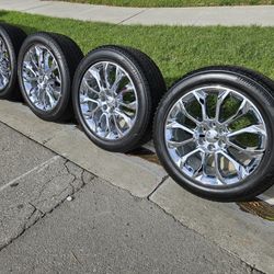 22" CHEVY SILVERADO TAHOE SUBURBAN CHROME RIMS & TIRES 