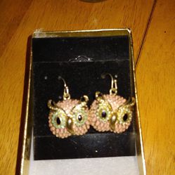 Owl Lovers- Vintage Torino Pewter Owl Box/ Pin And New Whimsical Pink Owl Earrings 