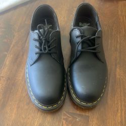 Doc Martin Shoes Size 10