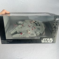 STAR WARS DISNEY Millennium Falcon 7.5 Inch Die Cast Vehicle,  NEW in SEALED BOX