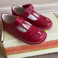 Little Girls Bunny Shoes Brand New Size 11