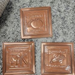 Vintage Copper Decorative vintage copper mold for kitchen use.