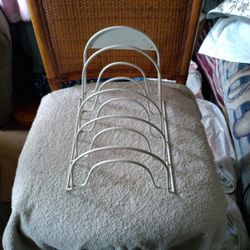 Heavy Duty Metal Record Rack. 