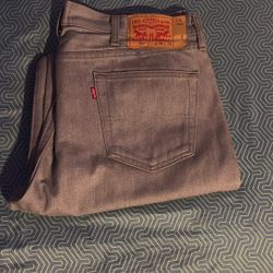 Levi’s 501 Grey