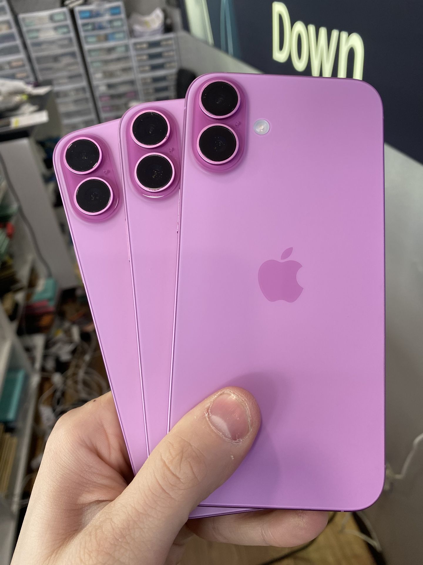 Unlocked iPhone 16 Plus Pink 128GB