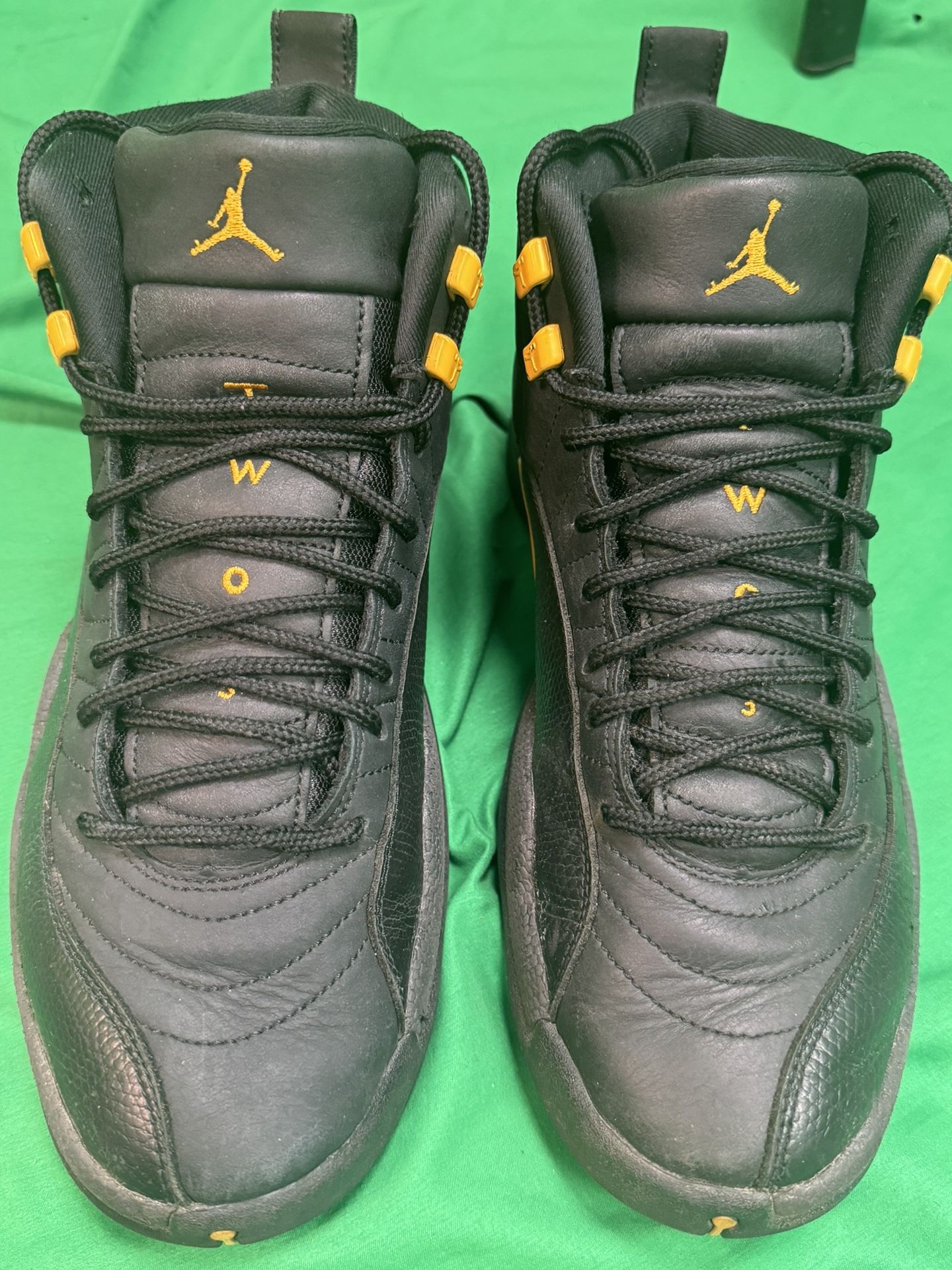 Air Jordan 12 “Black Taxi” Size 10.5