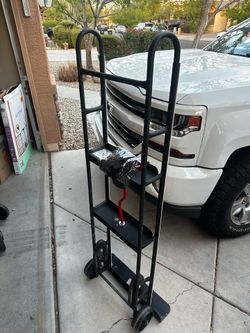 Milwaukee 800 lb. Capacity Appliance Hand Truck