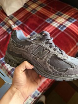 new balance 2002r “protection”