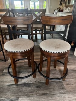 Bar stools 2