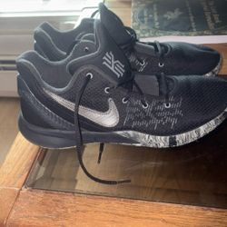 kyrie fly trap 2’s