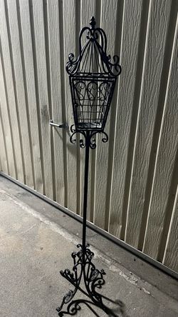 Candle holder