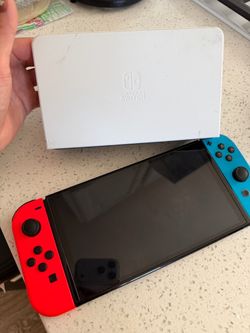 Nintendo Switch OLED MODEL