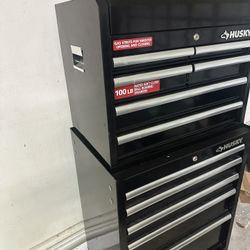 Husky 10-Drawer Tool Chest & Cabinet Combo – Like New! 