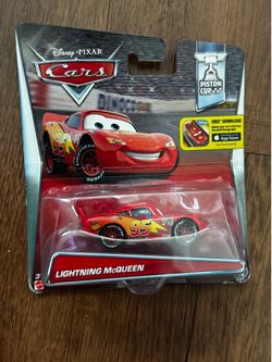 Disney Pixar Cars Mattel Lightning McQueen 2015 (Piston Cup Series) Die-Cast - NIB