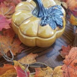 Fall Cermanic Pumpkin
