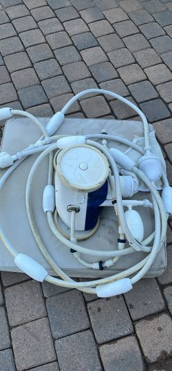 Automatic Robotic Pool Cleaner with Hoses