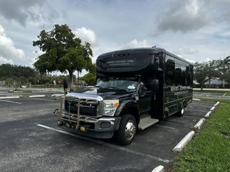 2016 F550 Bus