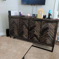 TV Stand 
